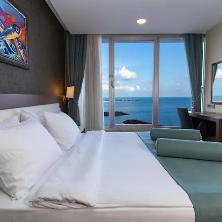 Tilya Hotel