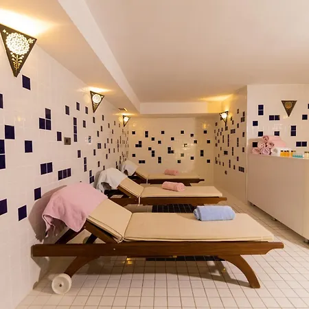 Hotel Tilya 4*